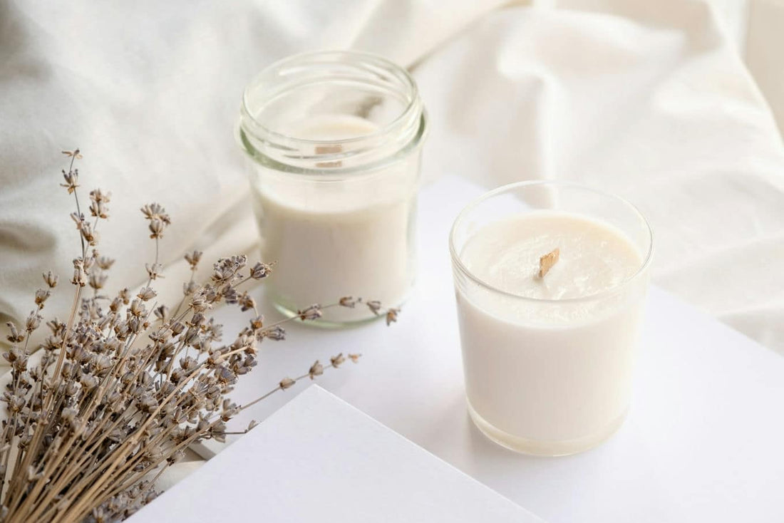 Dlaczego świece sojowe to lepszy wybór niż parafinowe i jak wpływają na zdrowie?